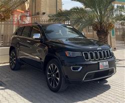 جیپ گراند شیرۆکی